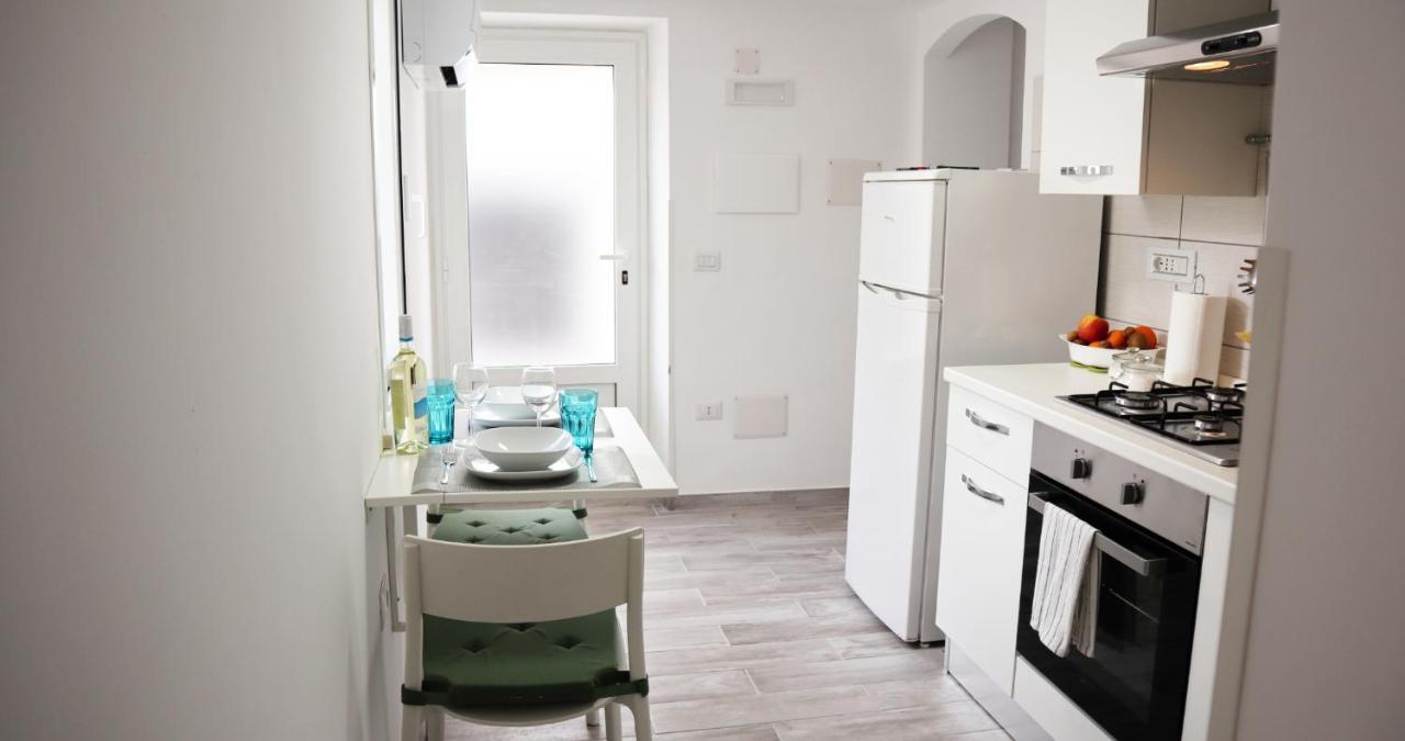 Casa Al Mare Orchidea - Motoparking - Wifi Free - Ac Cala Gonone Exterior foto